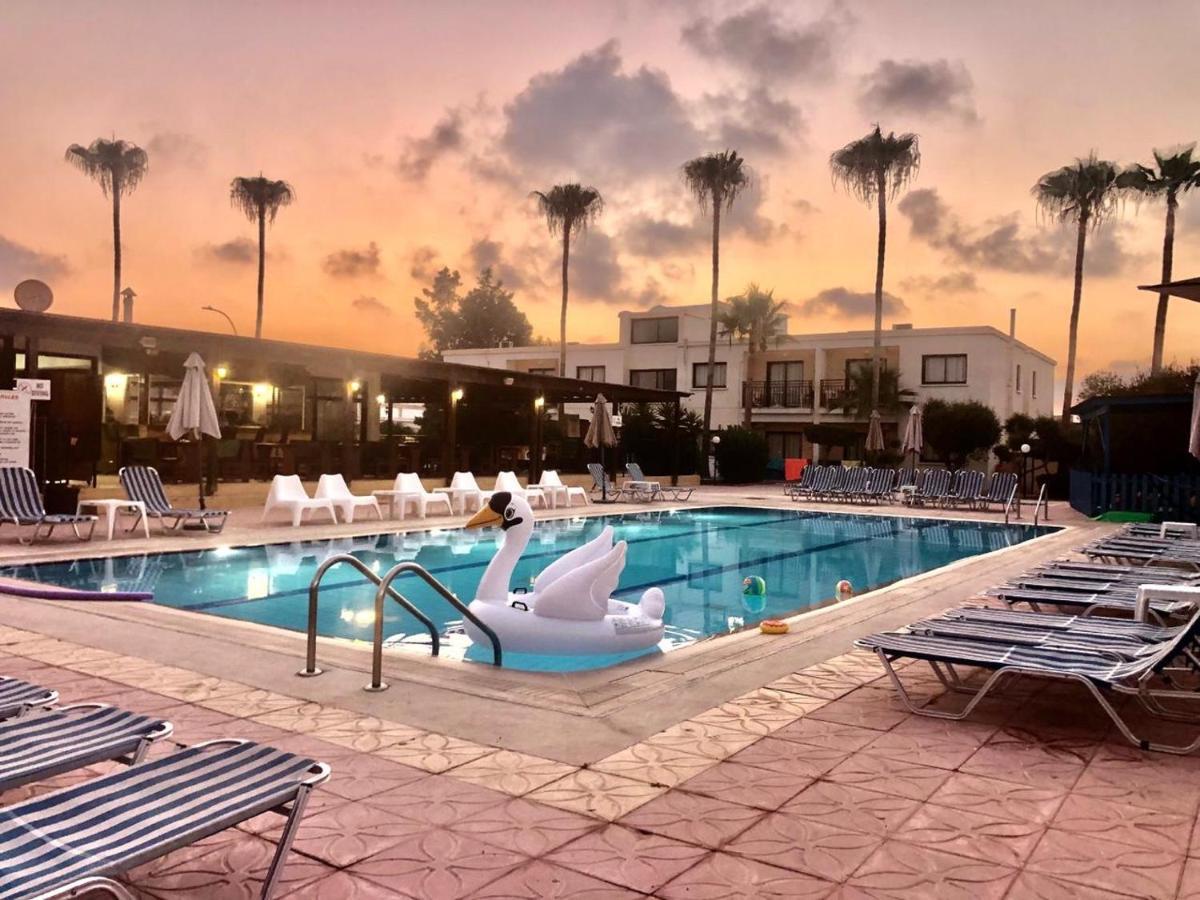 Carina Hotel Apartments Ayia Napa Exterior foto